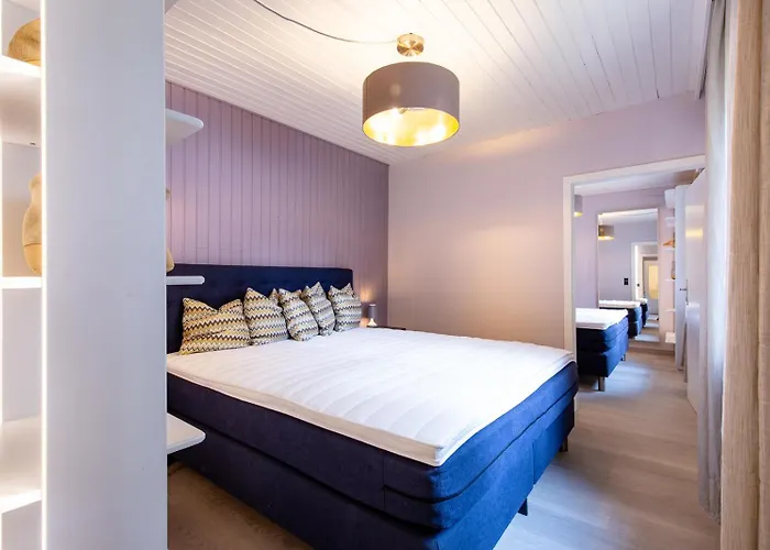 Luxury Homes アパートホテル 3*