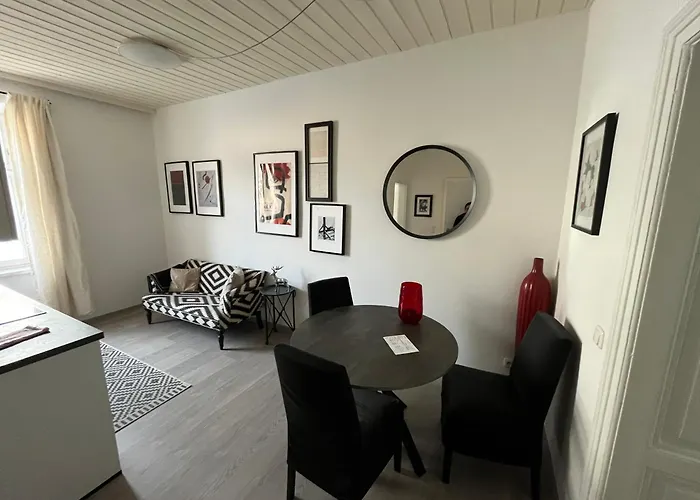 アパートホテル Luxury Homes
